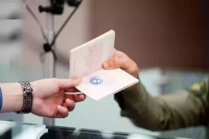 خروج وعودة برقم الهوية